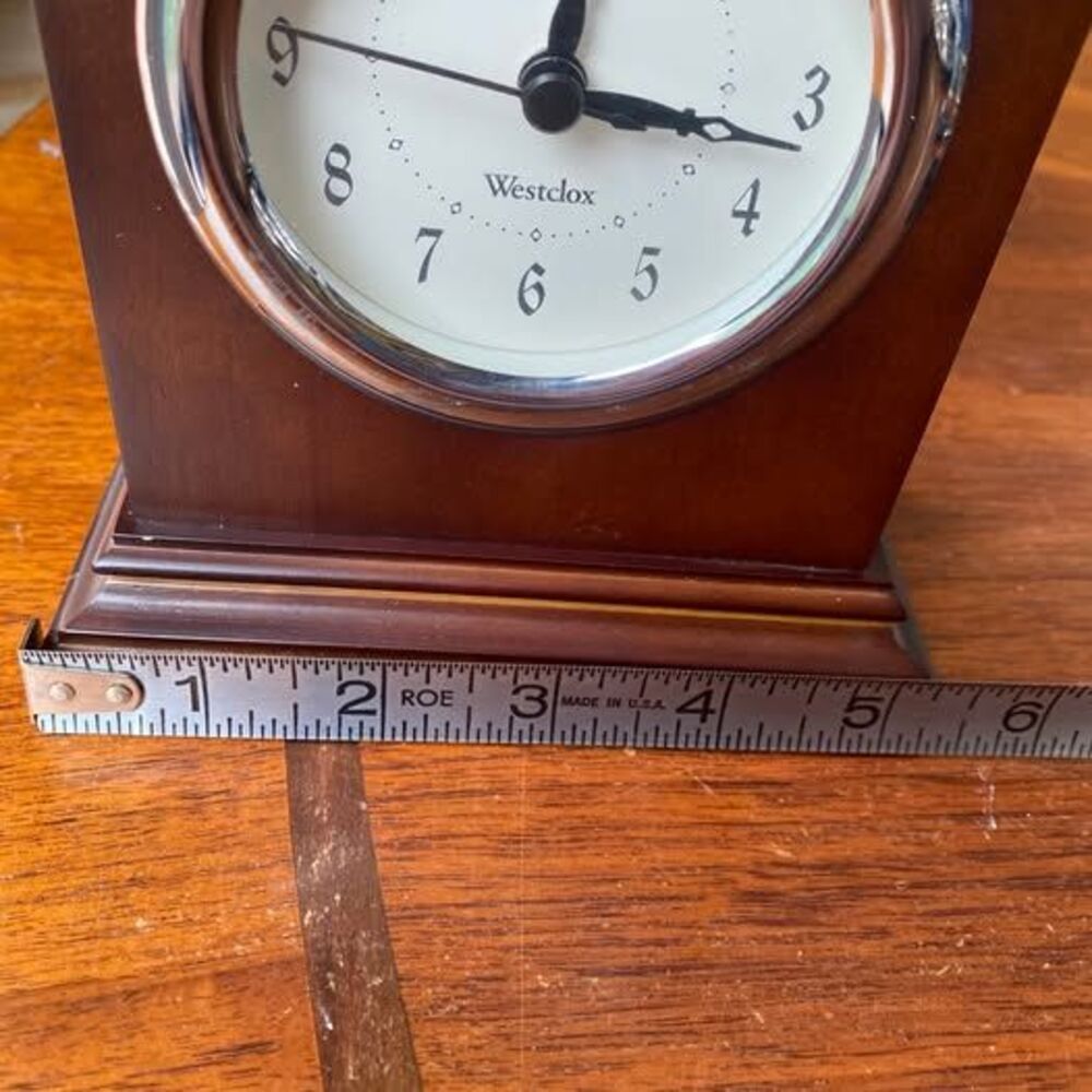 Westclox Wood Carriage Alarm Clock - Battery Operated, Works Great